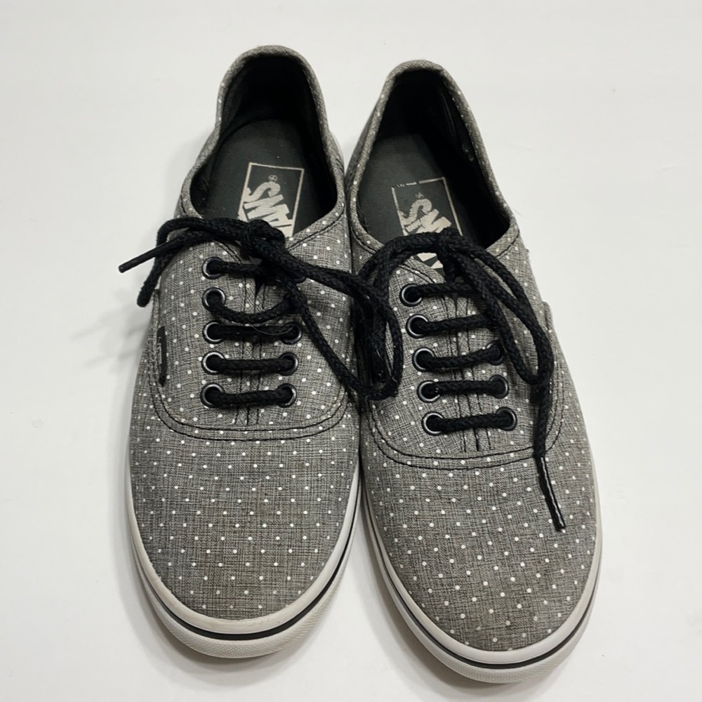 Ladies Vans - Picture 3 of 8